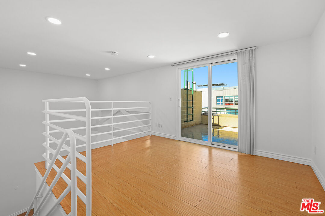 1527 9th St Unit: 303