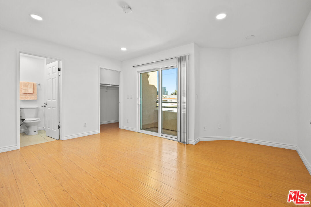 1527 9th St Unit: 303