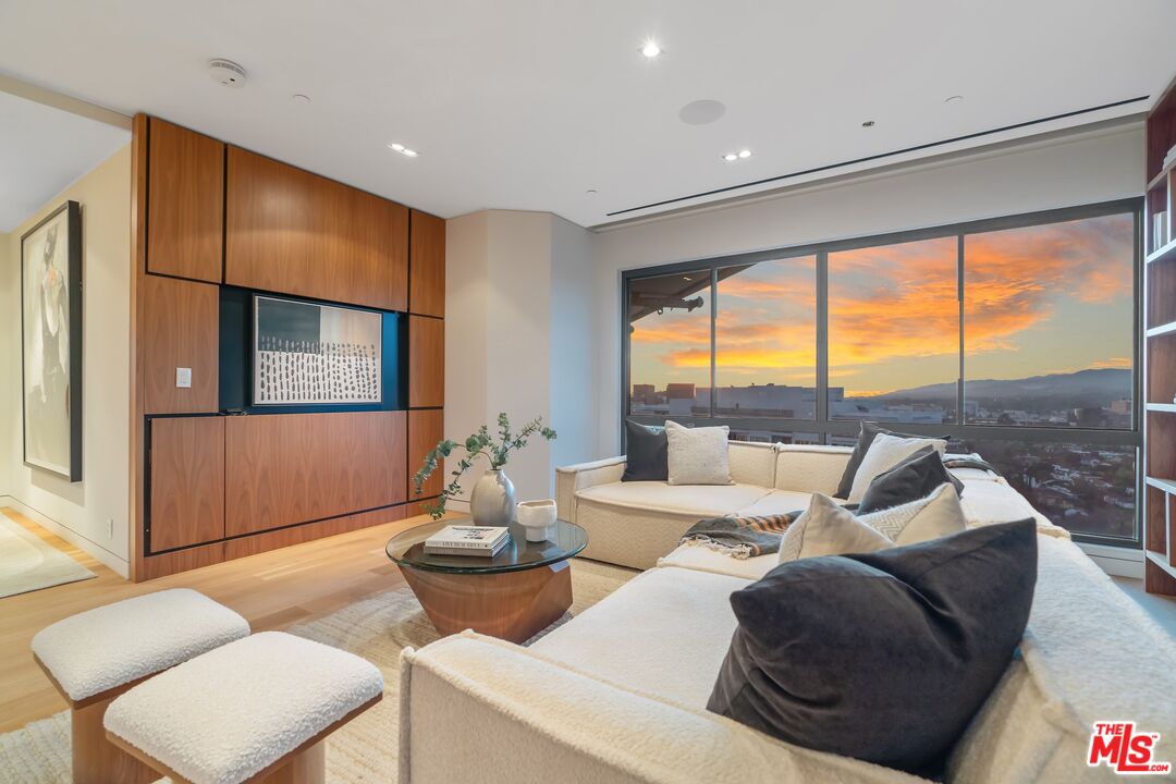 10490 Wilshire Blvd Unit: 2104