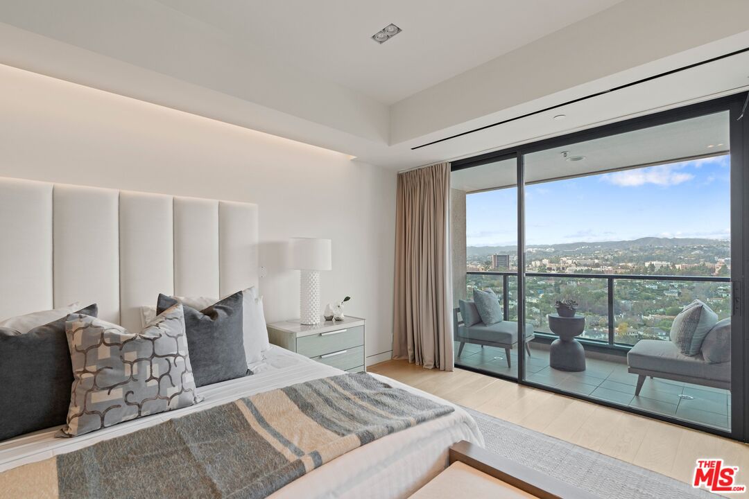 10490 Wilshire Blvd Unit: 2104