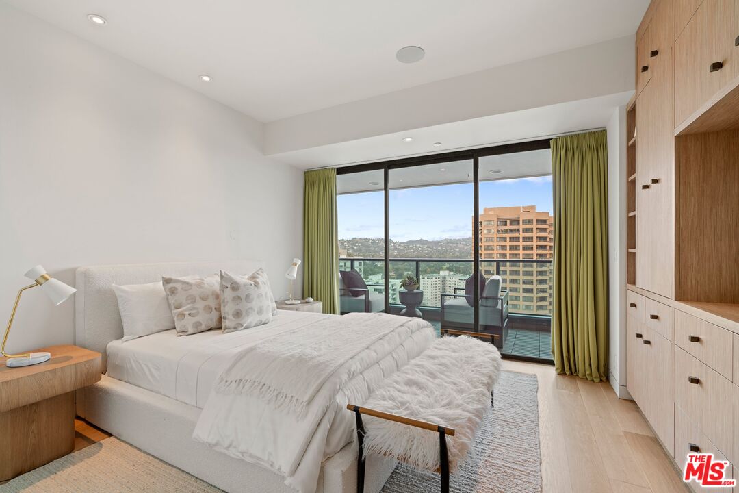 10490 Wilshire Blvd Unit: 2104