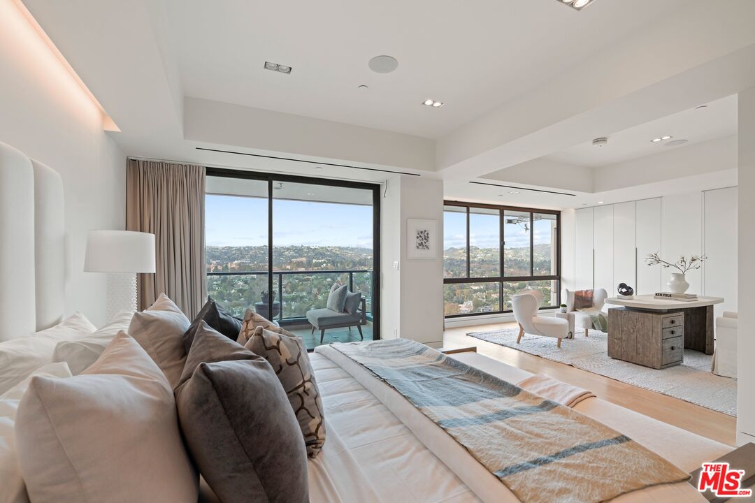 10490 Wilshire Blvd Unit: 2104