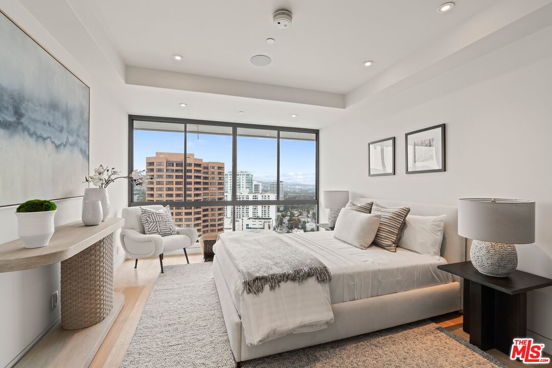 10490 Wilshire Blvd Unit: 2104