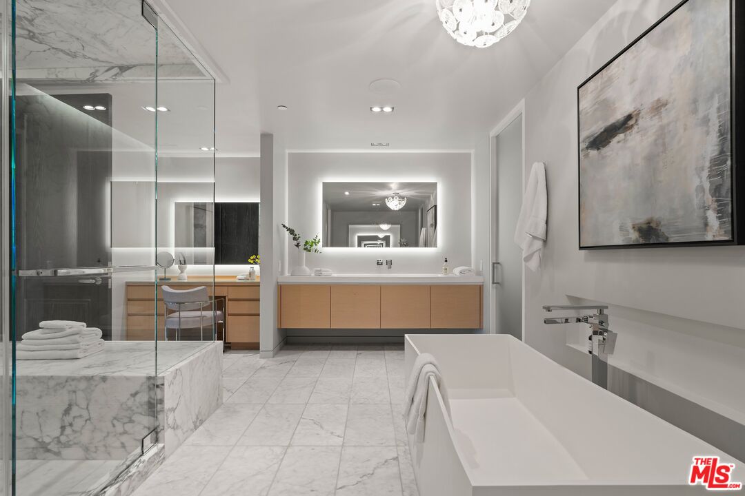 10490 Wilshire Blvd Unit: 2104