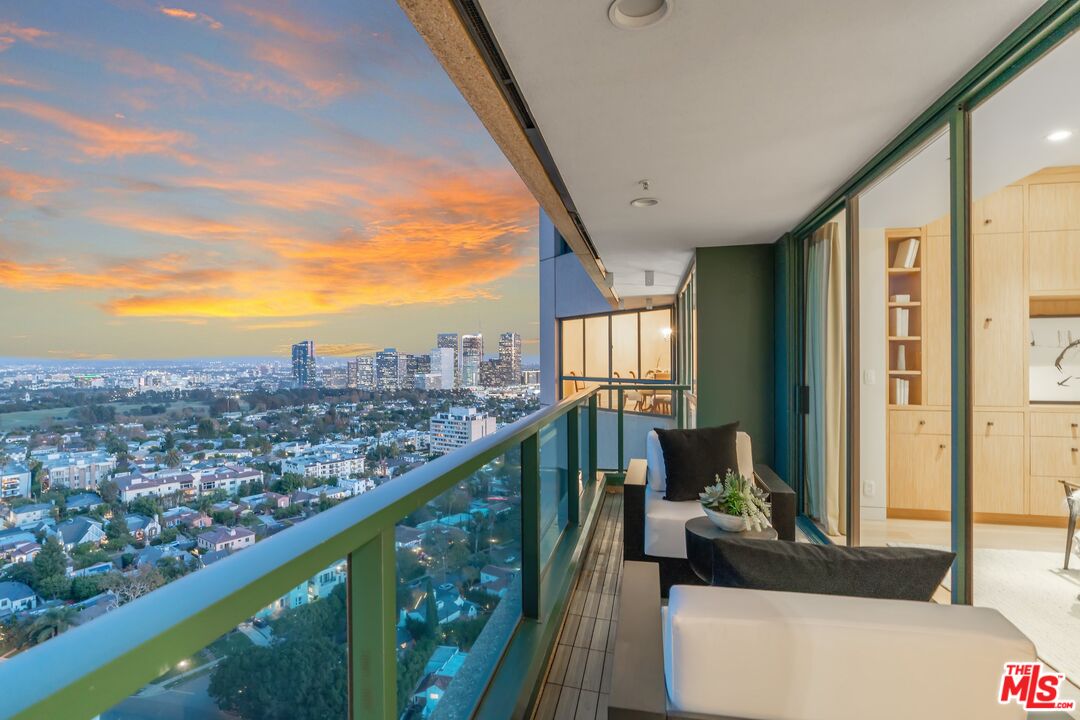 10490 Wilshire Blvd Unit: 2104