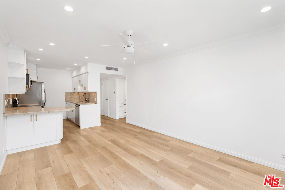 3407 Huxley St Unit: 32