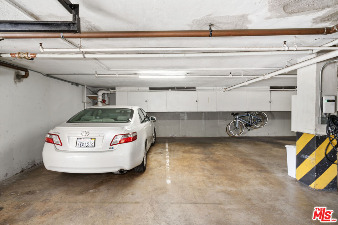 3407 Huxley St Unit: 32