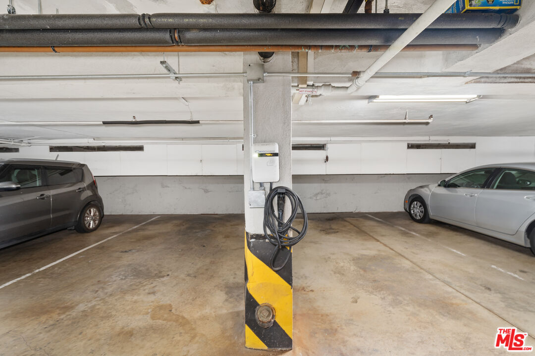 3407 Huxley St Unit: 32