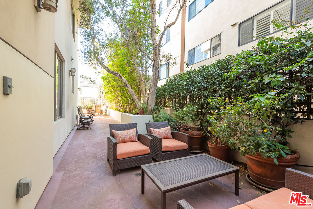 130 N Swall Dr Unit: 102