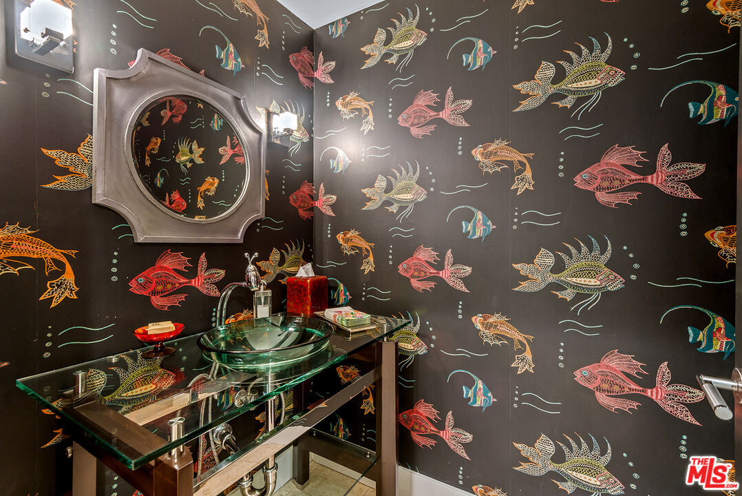 130 N Swall Dr Unit: 102