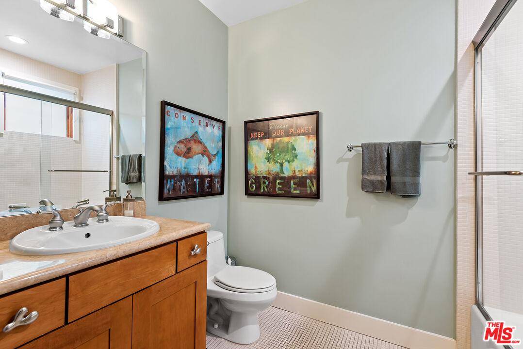 130 N Swall Dr Unit: 102