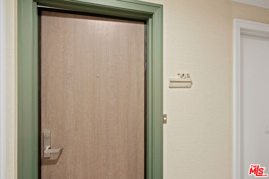 875 COMSTOCK AVE Unit: 10E