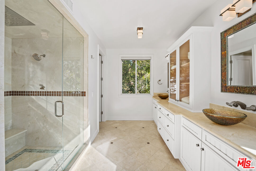 5518 Rincon Beach Park Dr
