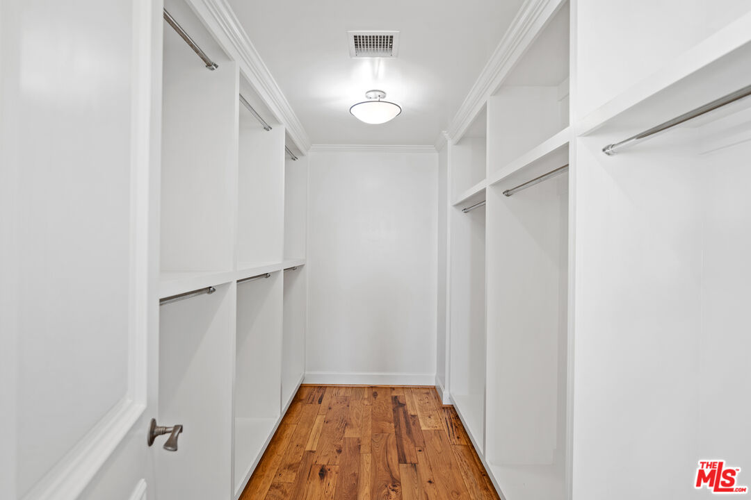 5518 Rincon Beach Park Dr