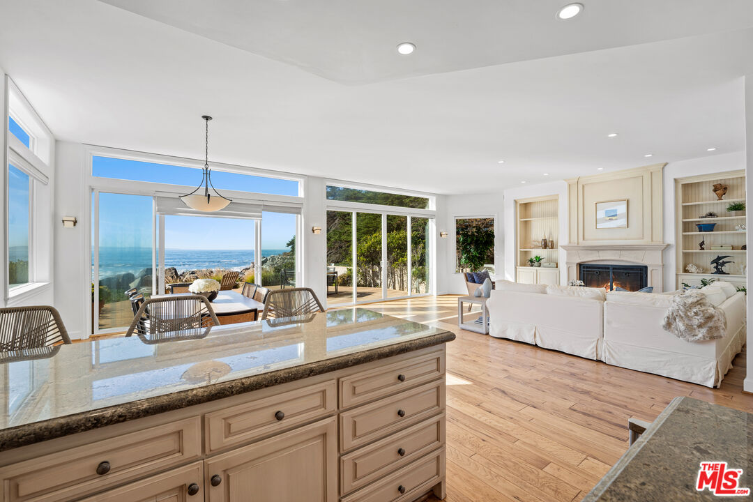 5518 Rincon Beach Park Dr