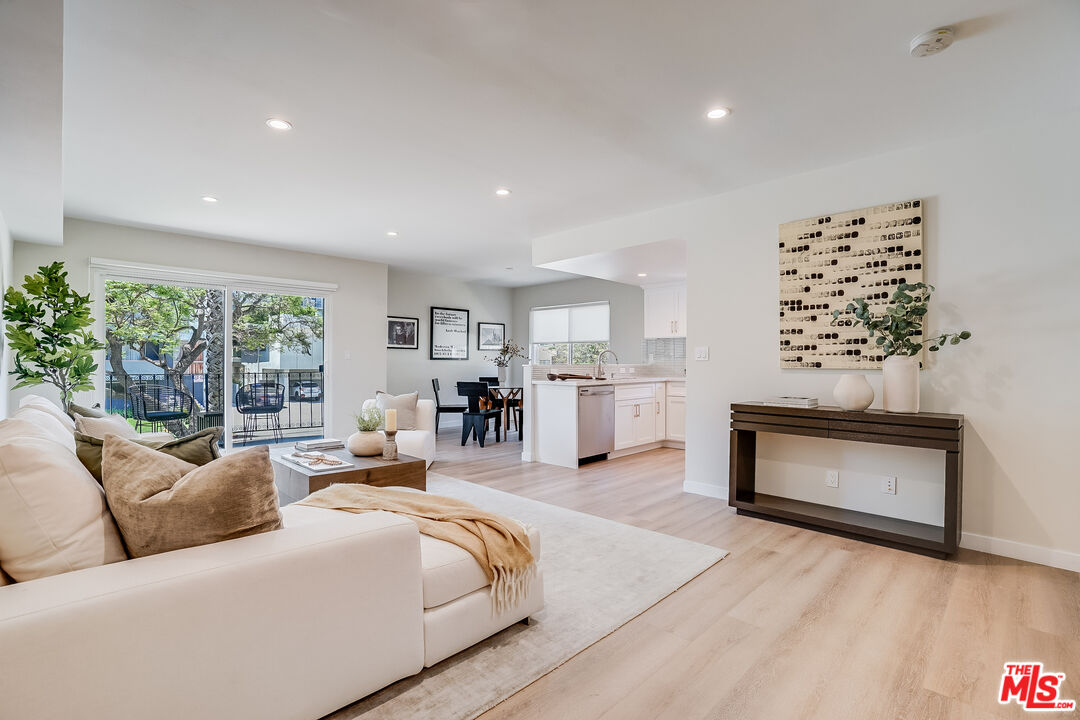 1470 Rexford Dr Unit: 307