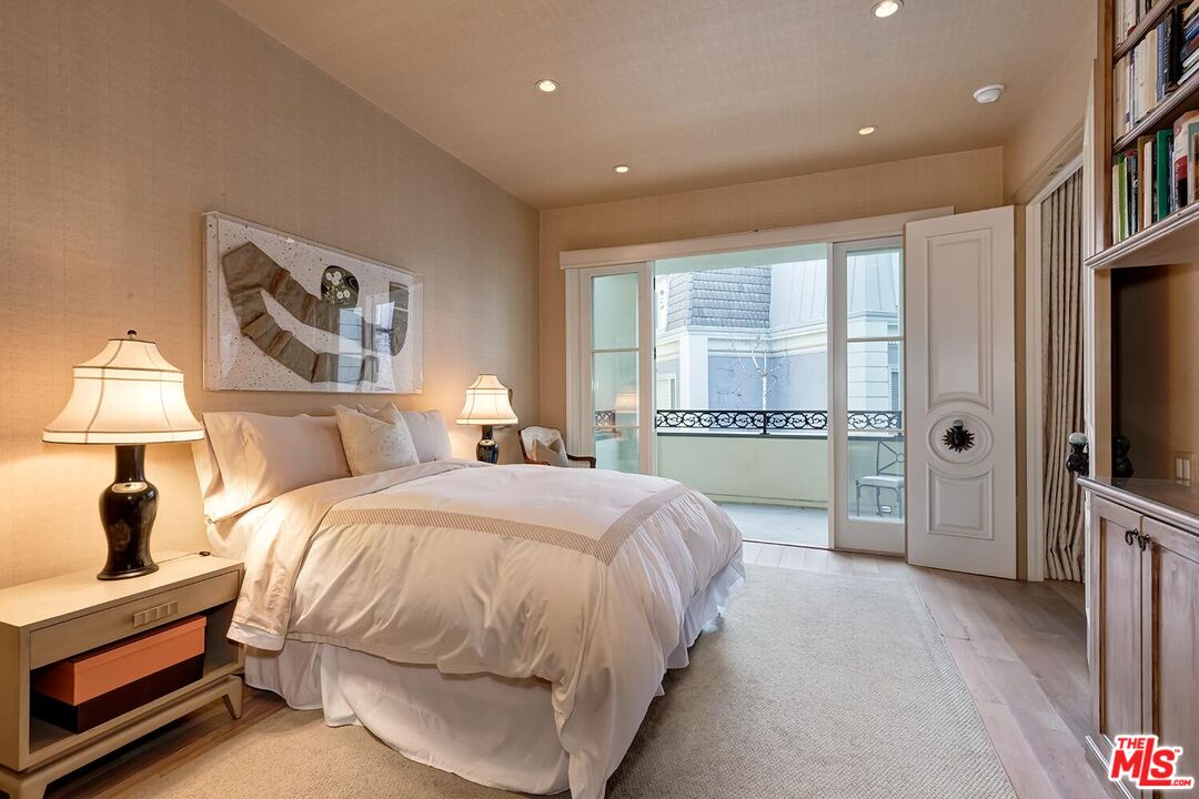 10114 Empyrean Way Unit: 201