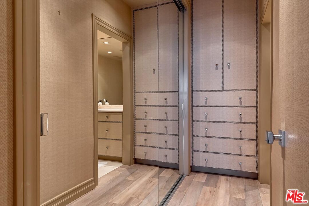 10114 Empyrean Way Unit: 201