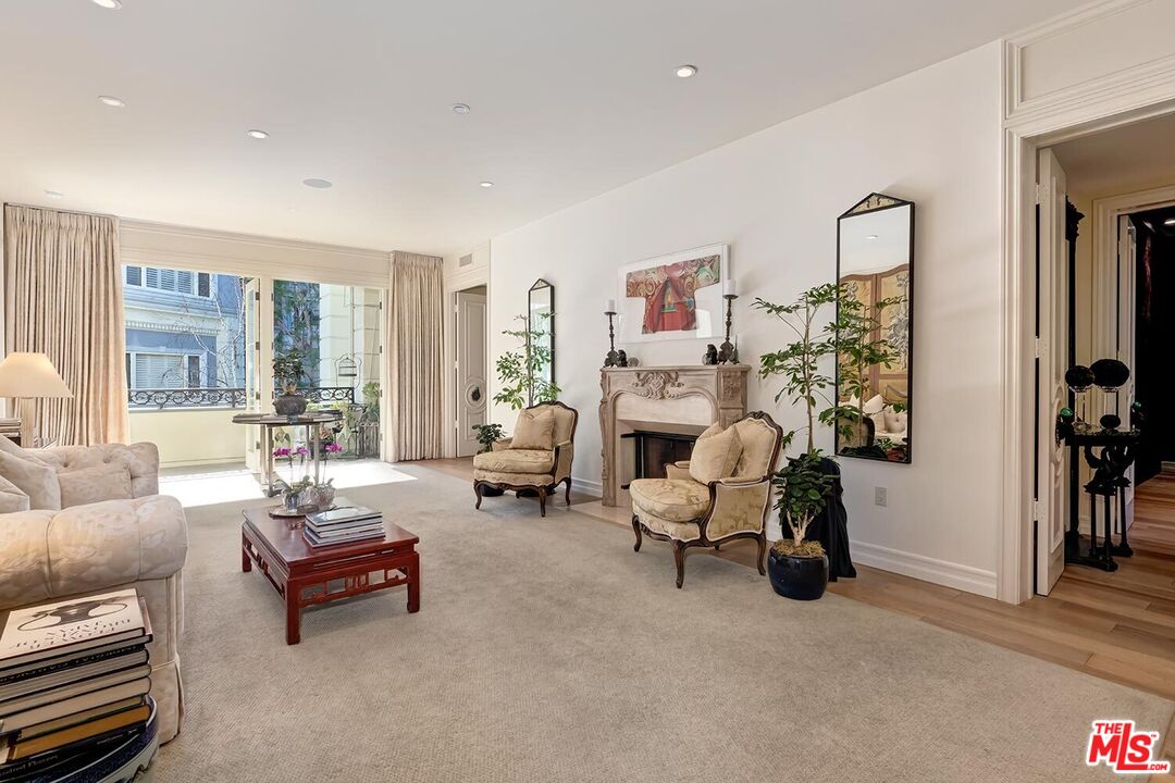 10114 Empyrean Way Unit: 201