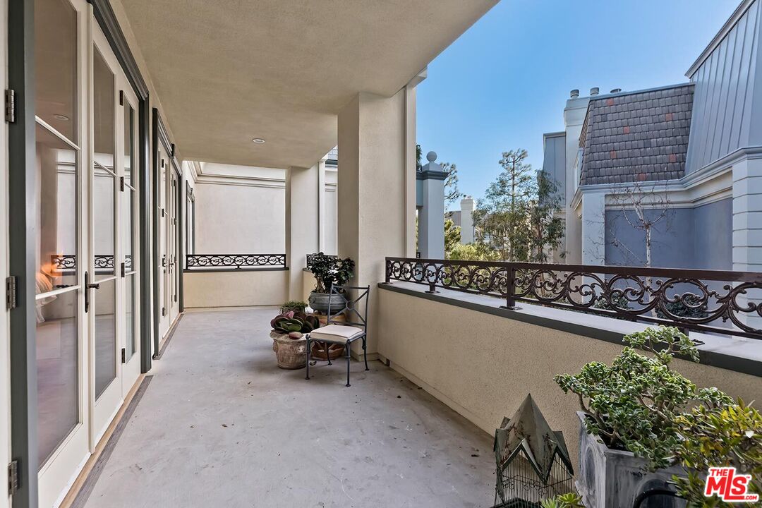 10114 Empyrean Way Unit: 201