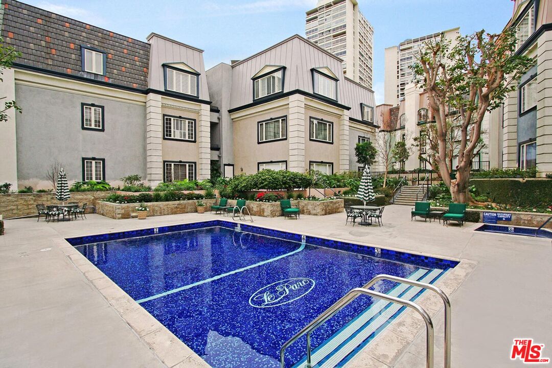 10114 Empyrean Way Unit: 201