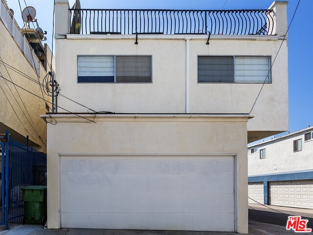15 CLUBHOUSE AVE