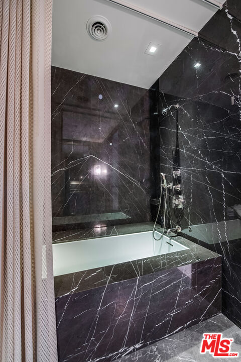 10776 Wilshire Blvd Unit: 2302