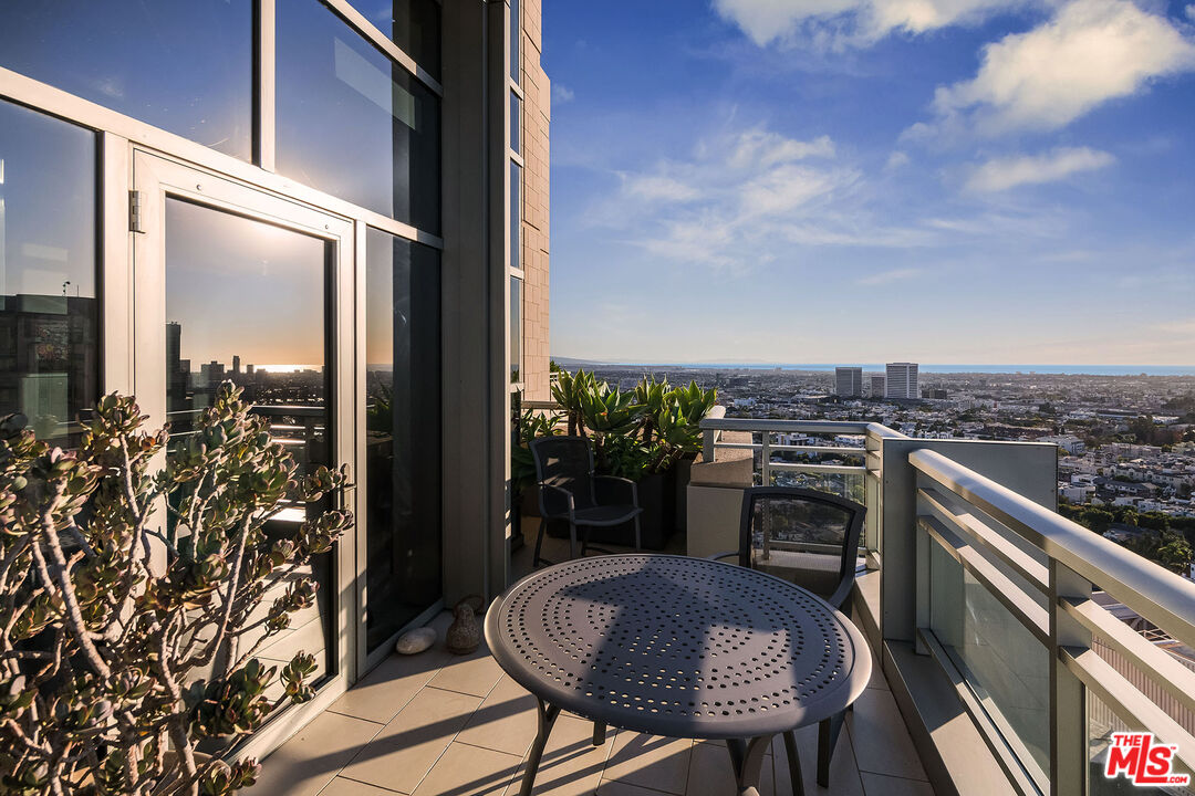 10776 Wilshire Blvd Unit: 2302