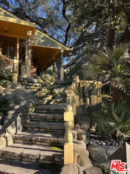 11909 Laurel Hills Rd