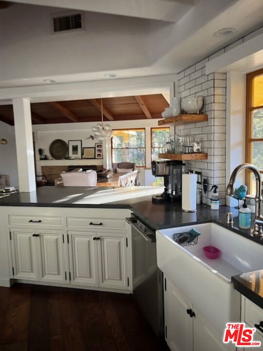 11909 Laurel Hills Rd