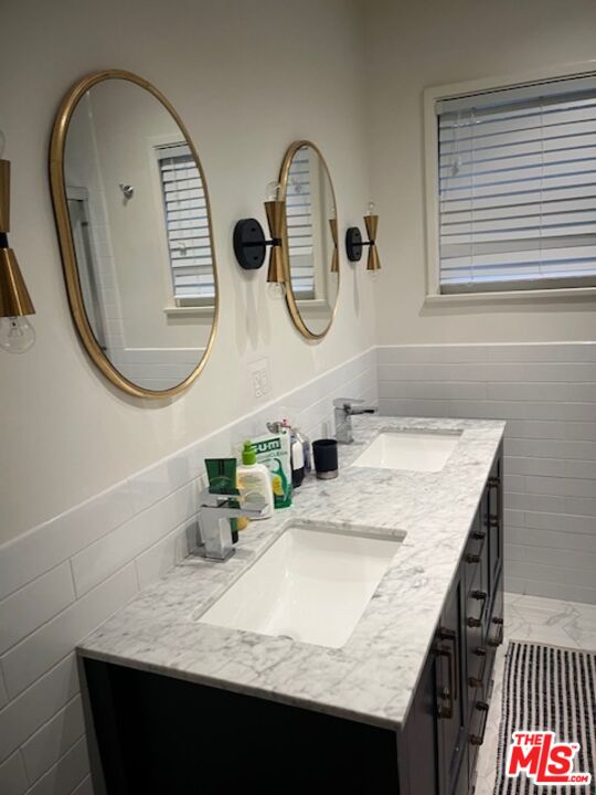 11909 Laurel Hills Rd