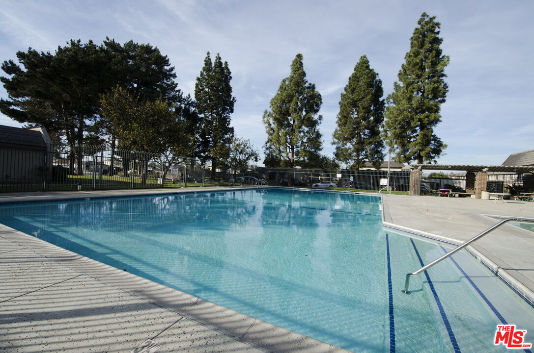 12362 Willowbranch Ln