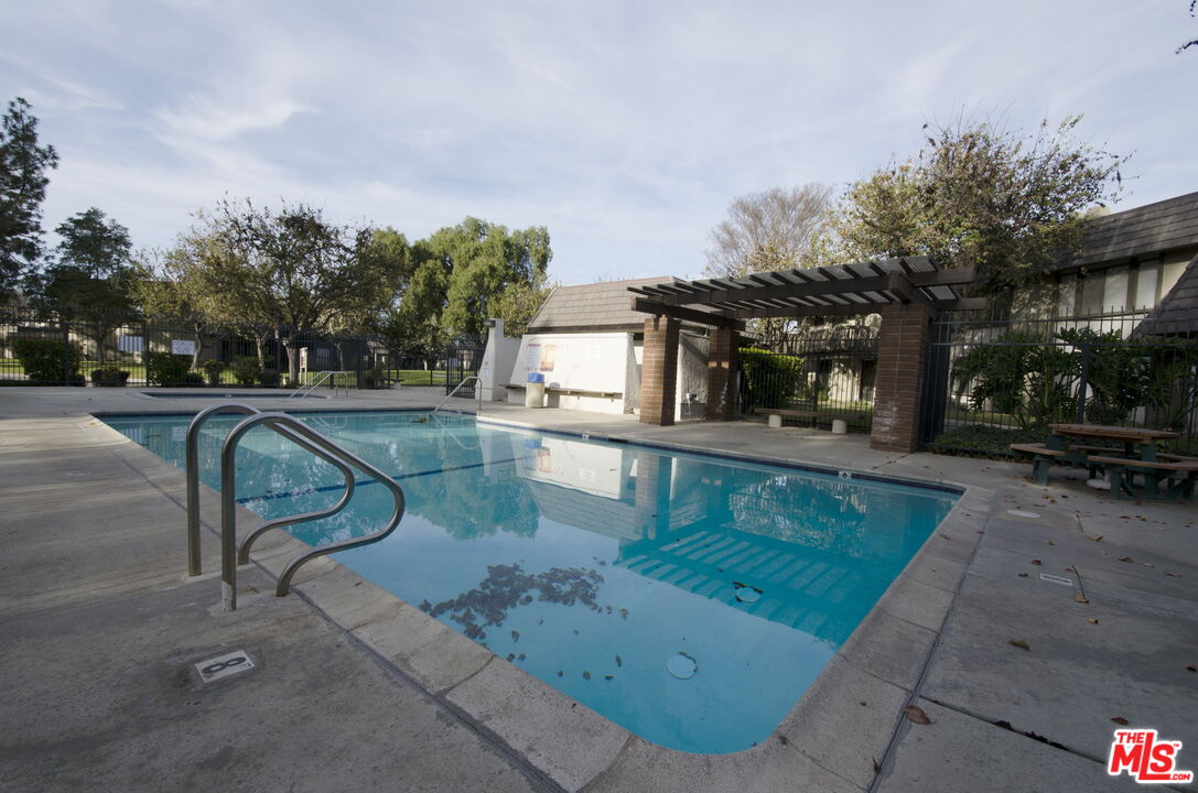 12362 Willowbranch Ln