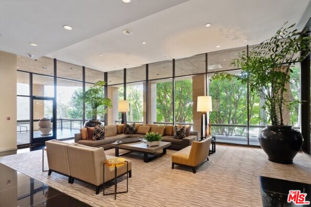 10430 Wilshire Blvd Unit: 1606