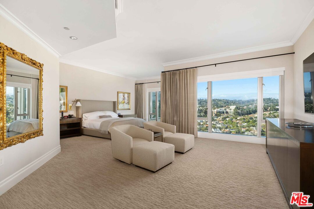 10727 Wilshire Blvd Unit: 2104