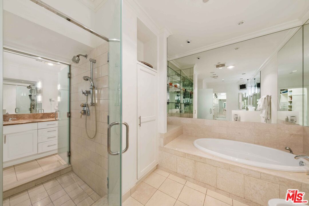 10727 Wilshire Blvd Unit: 2104