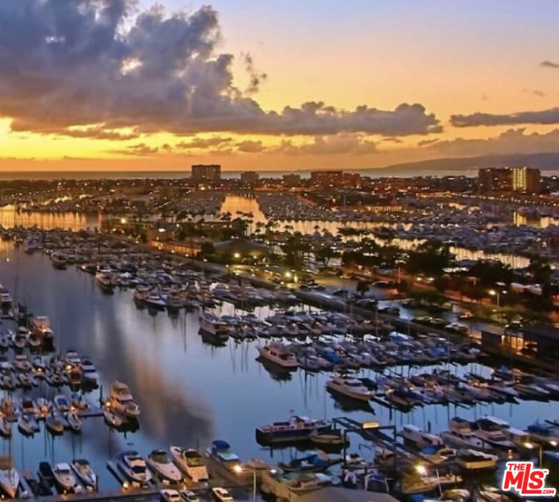 4316 Marina City Dr Unit: 325