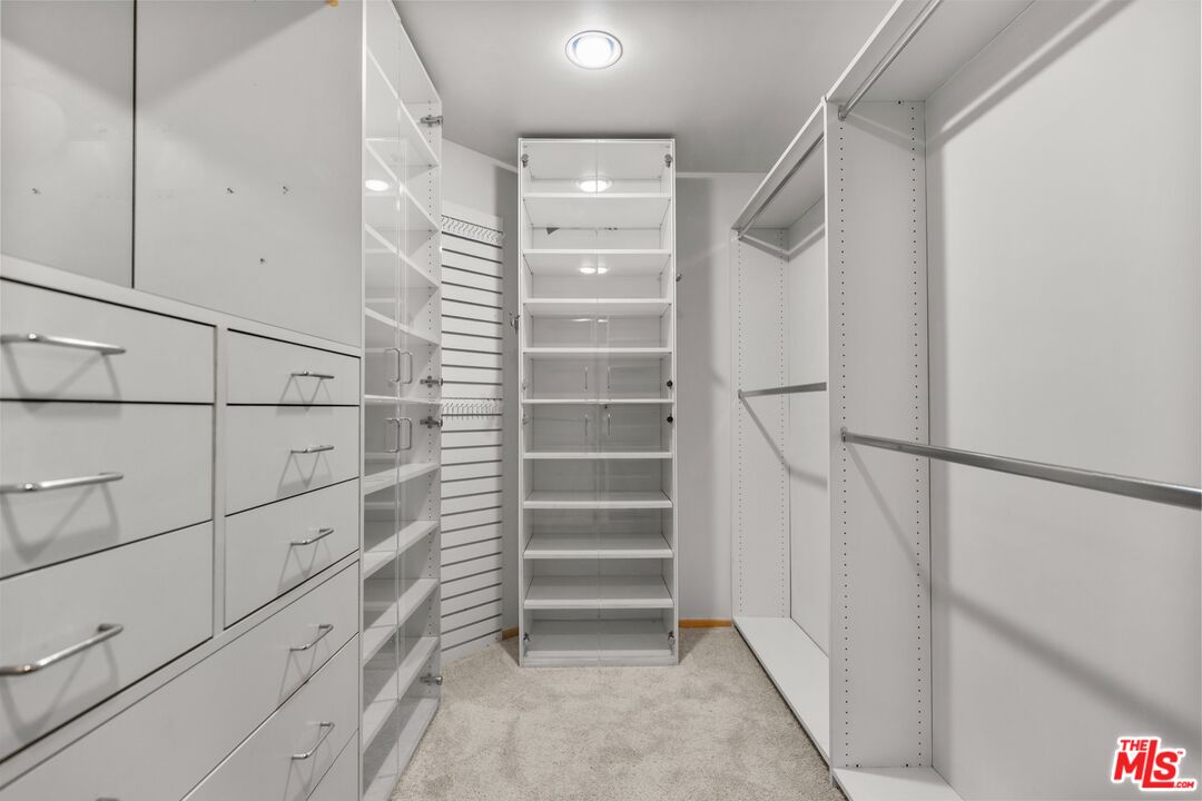 10490 Wilshire Blvd Unit: 906