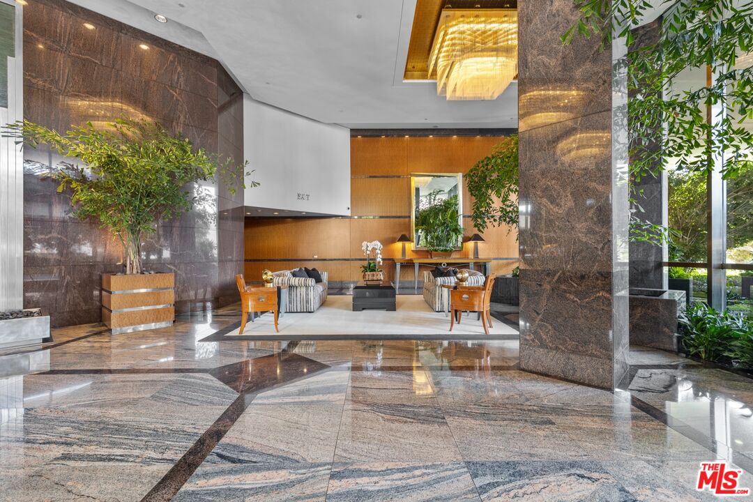 10490 Wilshire Blvd Unit: 906