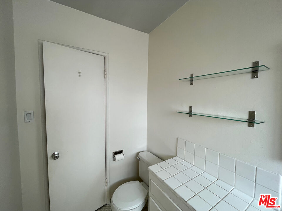 2986 Waverly Dr Unit: 4