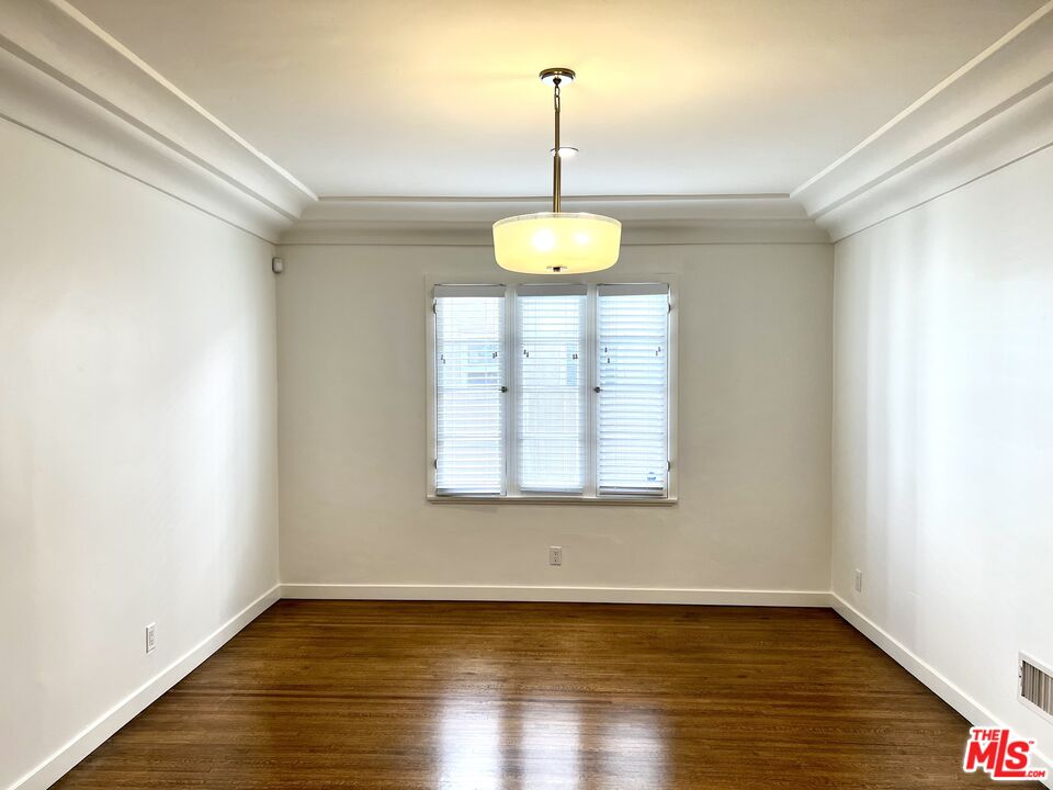 1014 Meadowbrook Ave