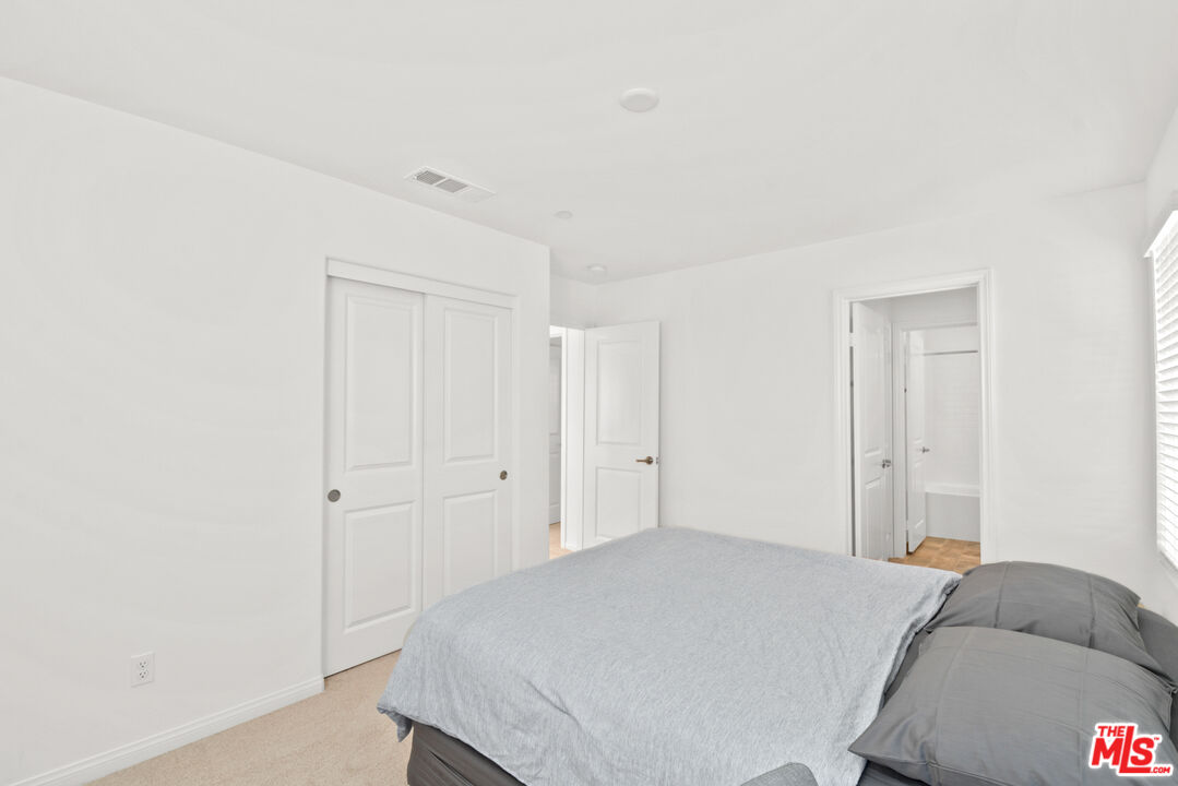 15205 Ridge Ln Unit: 4