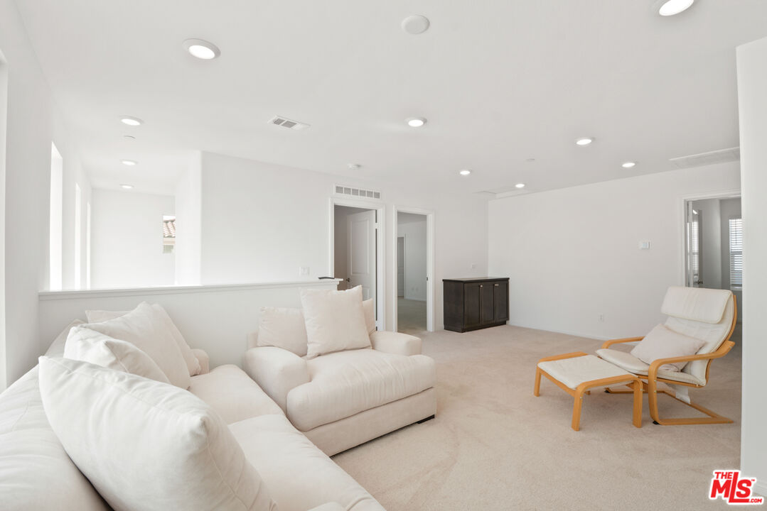 15205 Ridge Ln Unit: 4