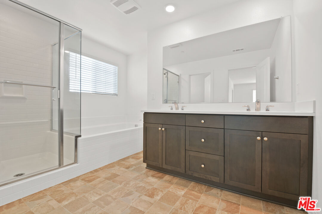 15205 Ridge Ln Unit: 4