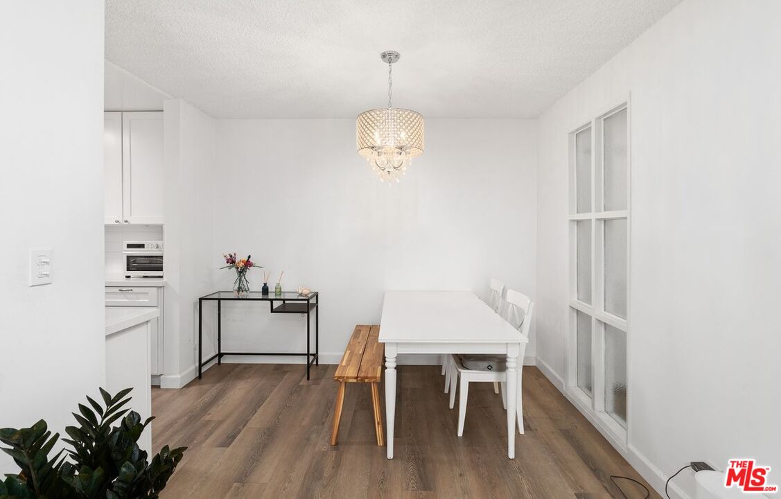 4255 W 5th St Unit: 106