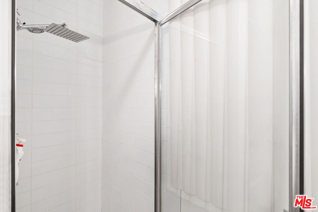 4255 W 5th St Unit: 106