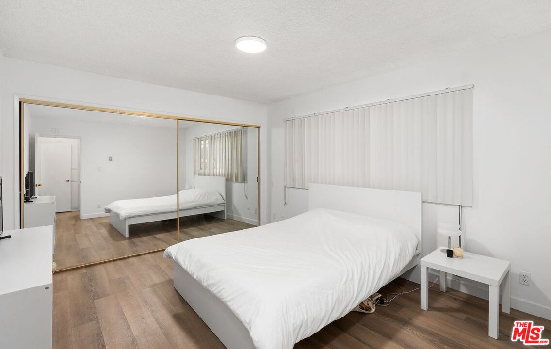 4255 W 5th St Unit: 106