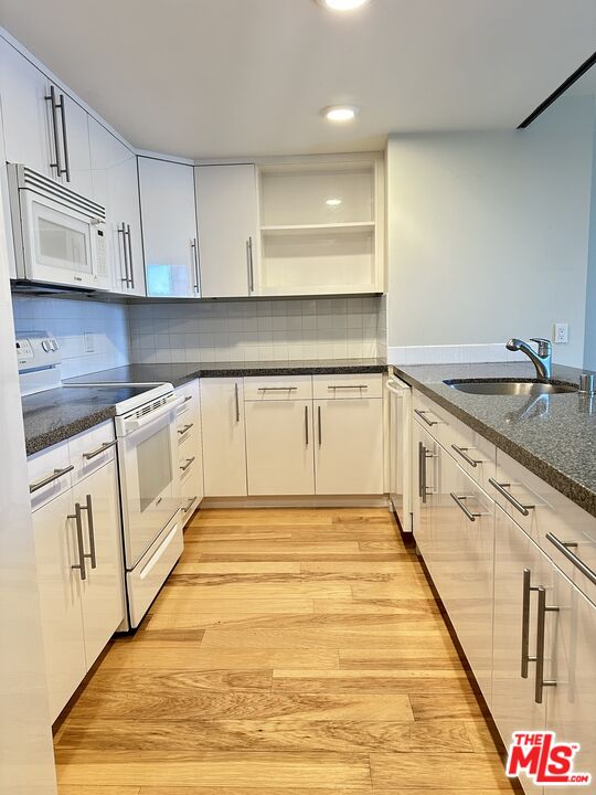 2160 Century Park East Unit: 410