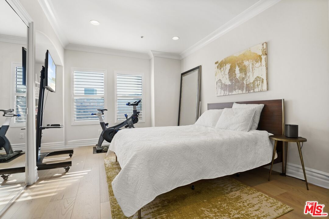 10618 Woodbridge St Unit: 304