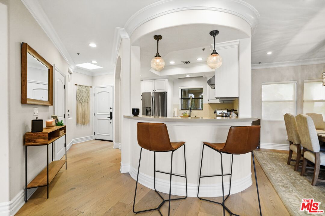 10618 Woodbridge St Unit: 304